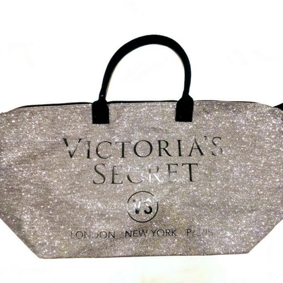 Victoria's Secret Handbags - Victoria's secret travel tote bag large